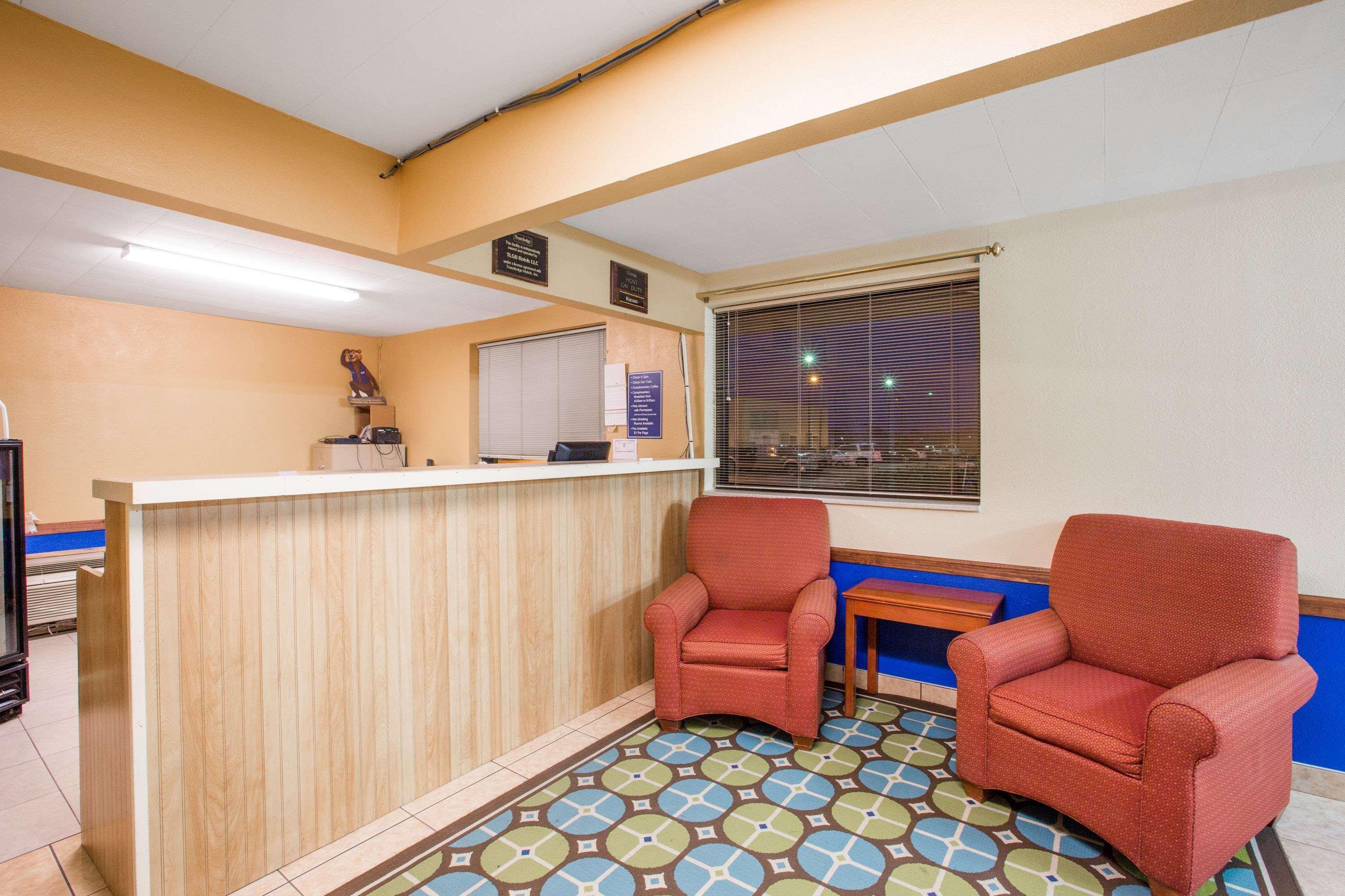 Travelodge By Wyndham Hotel 2*